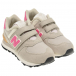 Серые кроссовки из замши с розовыми деталями NEW BALANCE | Фото 1